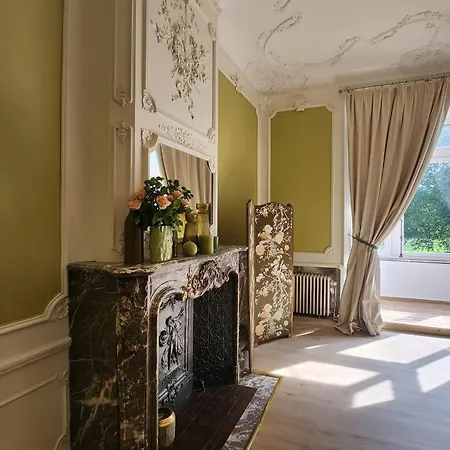 Δωμάτια σε οικογενειακή κατοικία La Chatorya